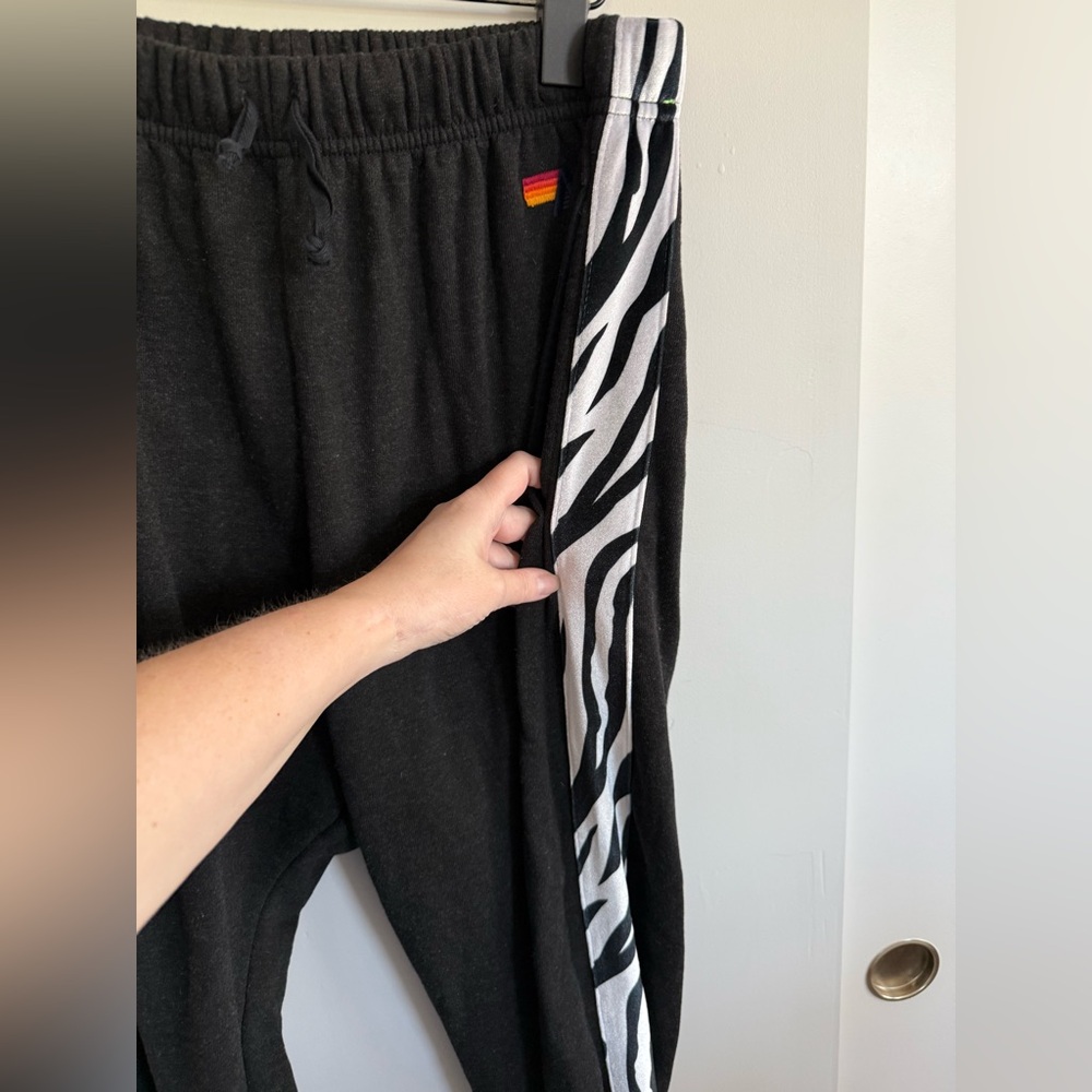 Aviator Nation Zebra Stripe Sweatpants Men’s Size XL (Unisex) - Picture 4 of 7